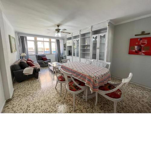 Apartamento con gran terraza - Málaga