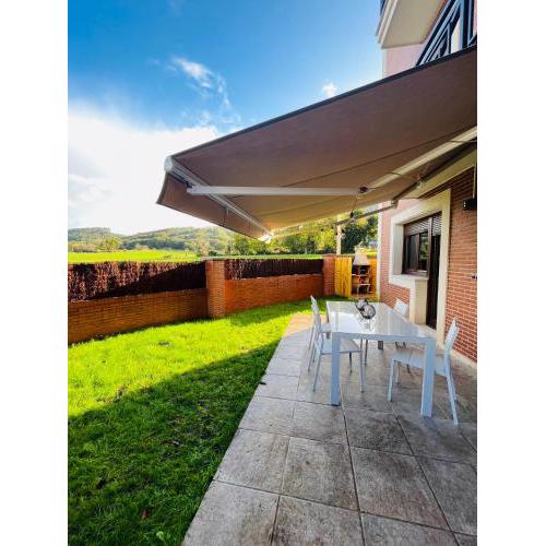 APARTAMENTO con Jardín en Bádames
