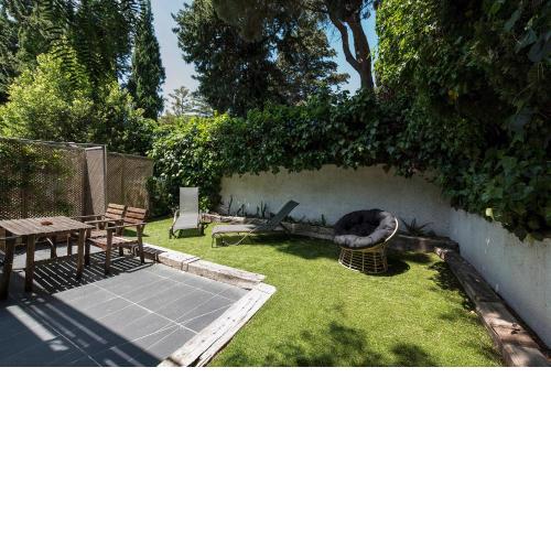 Apartamento con jardincito en el centro de CADAQUÉS