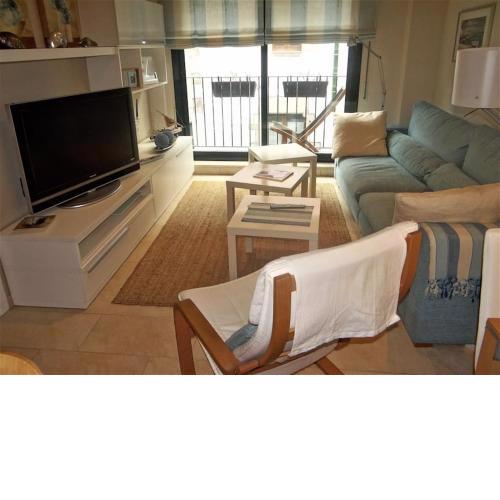 Apartamento con parking y wiffi a 50m de la playa