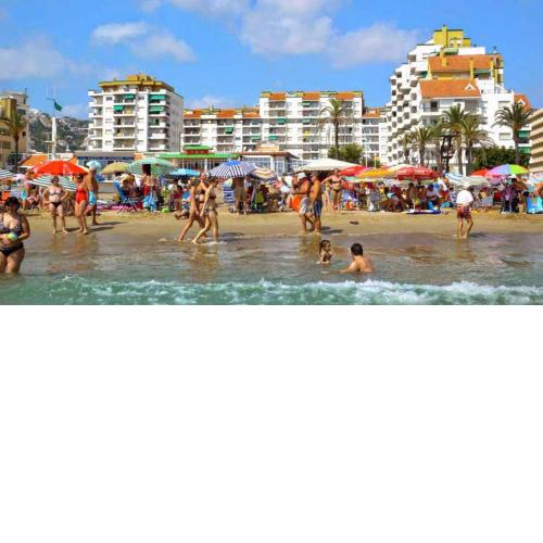 APARTAMENTO CON PARQUING zona centro