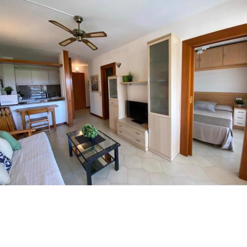 Apartamento con piscina en 1ª línea de playa en Salou