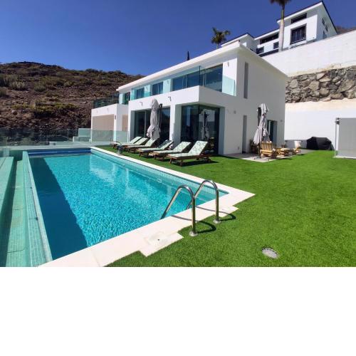Apartamento con piscina privada