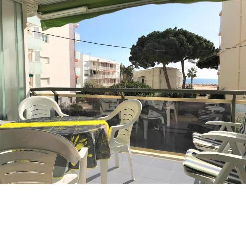 Apartamento con piscina y parking en Cambrils Park 104B - INMO22