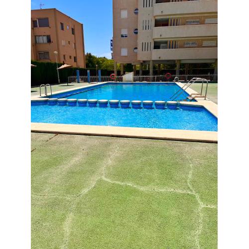 Apartamento con piscina