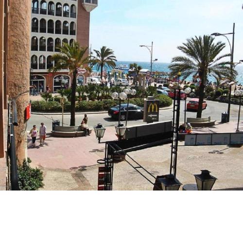 APARTAMENTO con TERRAZA VISTAS AL MAR