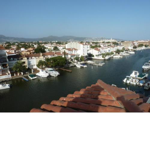 apartamento con terraza vistas canal ref 238