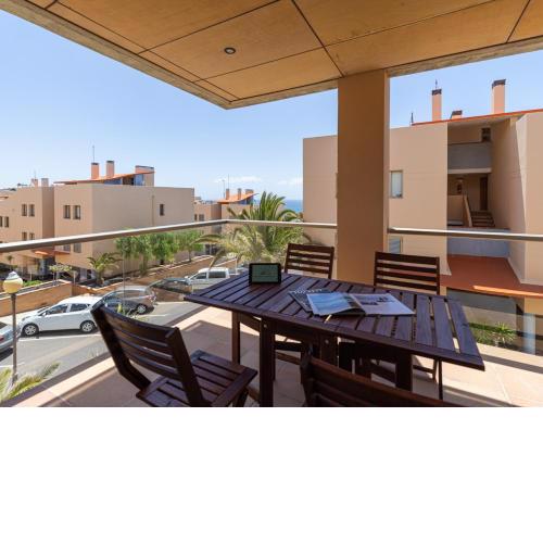 Apartamento con terraza y piscina 500m Playa de Esquinzo
