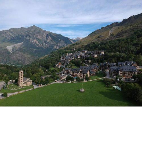 Apartamento con terraza y vistas panorámicas en Taüll
