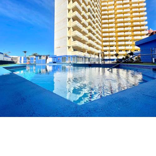 Apartamento con vista al mar o al volcan, Wifi y piscina cerca de Playa Jardin