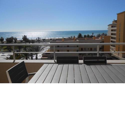 APARTAMENTO CON VISTAS AL MAR