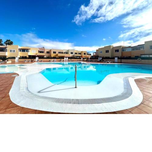 Apartamento con Wifi y piscina, 2 minutos de playa en Corralejo