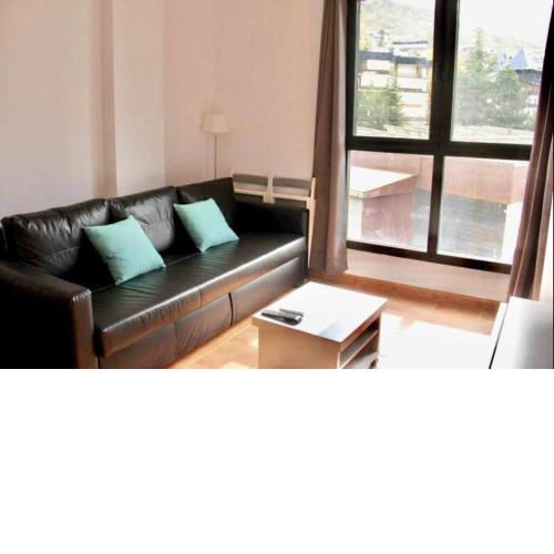 Apartamento de 1 dormitorio en zona baja