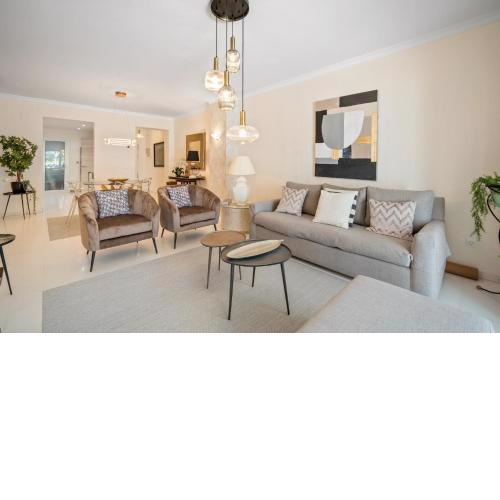 Apartamento de 2 dormitorios en Las Gaviotas - Puerto Banús