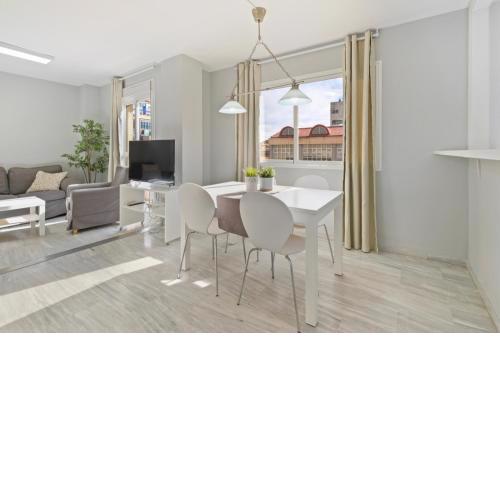 Apartamento en calle cuarteles con balcon