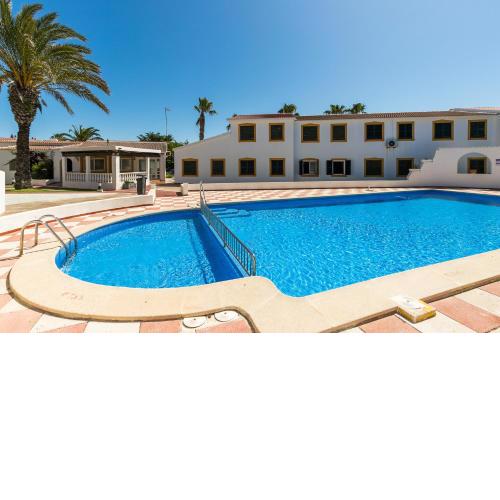 Apartamento en complejo de zonas ajardinadas-c11