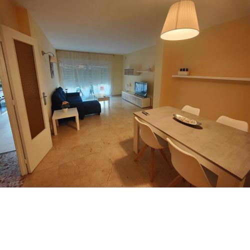 APARTAMENTO EN EL CENTRO CERCA DE LA PLAYA