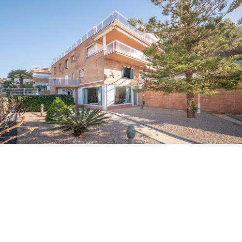 Apartamento en la playa La Mora