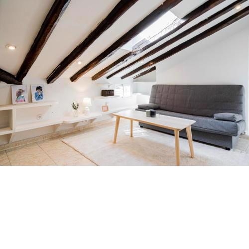 Apartamento en la Plaza de Cascorro SAN5
