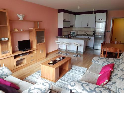 Apartamento en Laxe. Soleado y al lado de la playa