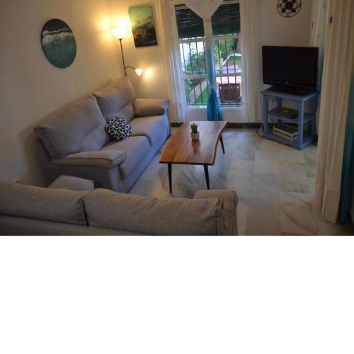 Apartamento en Playa Sancti Petri con Jardín
