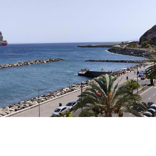 Apartamento en primera línea de mar, las Teresitas, Santa Cruz de Tenerife