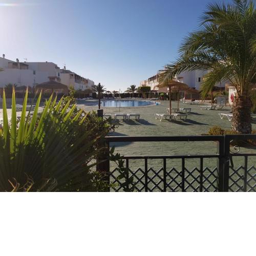 APARTAMENTO en PRIMERA LÍNEA DE VERA PLAYA NATURISTA!