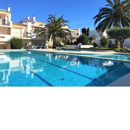 Apartamento en Roses parking y piscina comunitaria