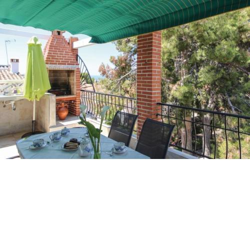 APARTAMENTO EN URB. RESIDENCIAL 2 DORMITORIOS 4 Per.