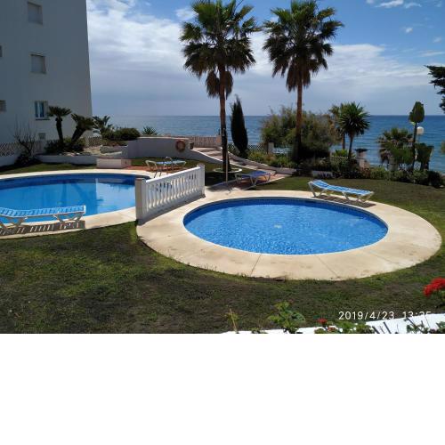 Apartamento en urbanización Algaida en primera línea de playa