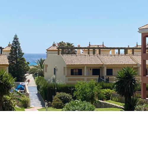 Apartamento en urbanización de primera linea de playa, Atlanterra Zahara de los Atunes