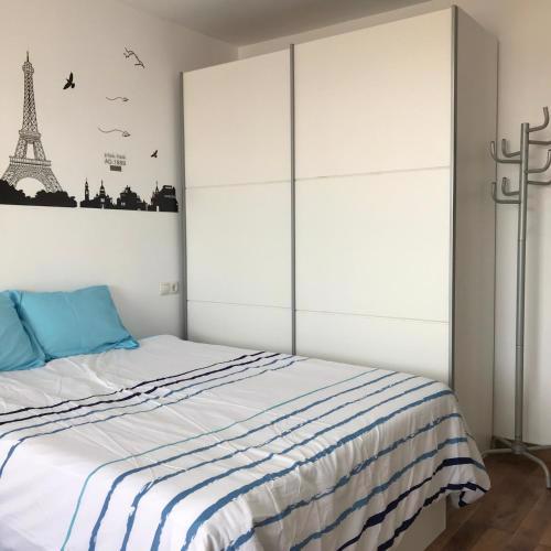 APARTAMENTO ESTUDIO LOFT Centro Cama doble y Para 3 o 4 Personas