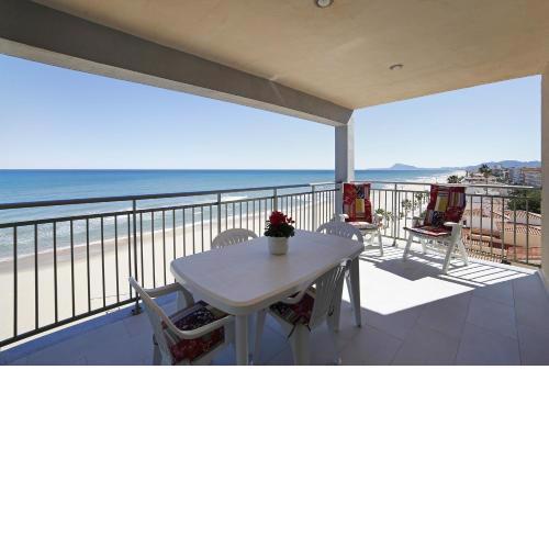 Apartamento frente al mar