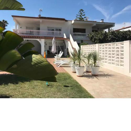 Apartamento independiente en casa unifamiliar -JOSVER