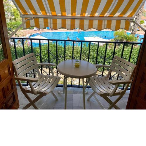 Apartamento jardines tropicales dos piscinas vera playa las marinas urbanización vera coast