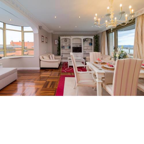 Apartamento Junto Playa Sardinero Con Parking