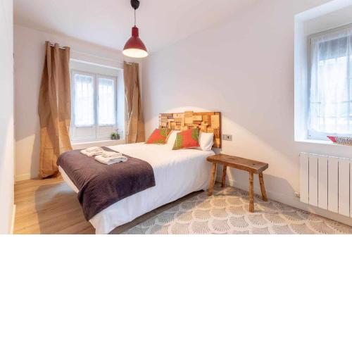 Apartamento KUIA en Gran Bilbao con terraza y vistas a un parque