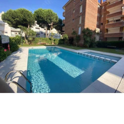 Apartamento Las Antillas con piscina en playa