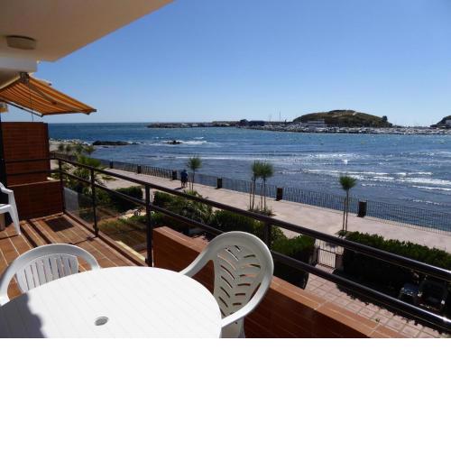 Apartamento Llançà, 2 dormitorios, 6 personas - ES-228-32