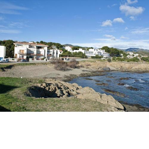 Apartamento Llançà, 2 dormitorios, 6 personas - ES-228-33
