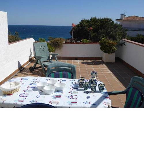 Apartamento Llançà, 2 dormitorios, 6 personas - ES-228-53