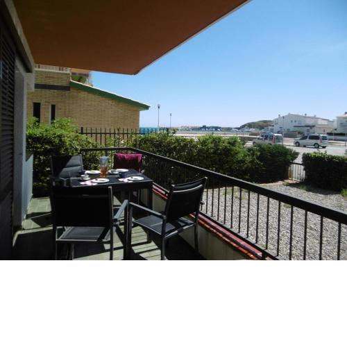 Apartamento Llançà, 3 dormitorios, 6 personas - ES-228-49