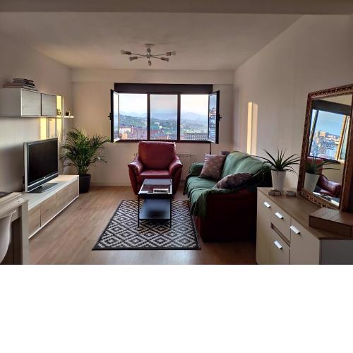 Apartamento LOS VEGA- parking privado