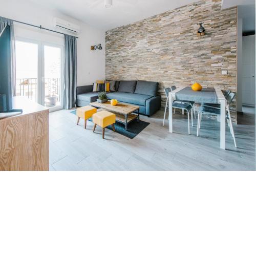 Apartamento Luminoso a los pies del Puente de Triana