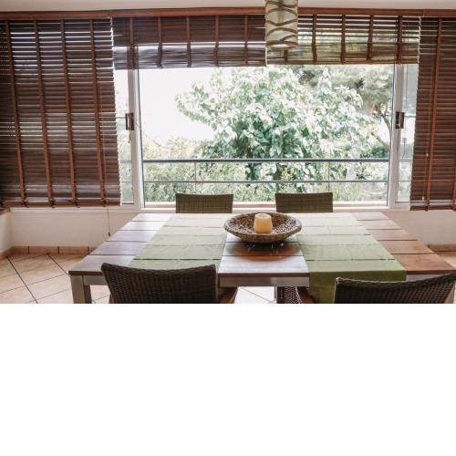 Apartamento luminoso cerca del mar y la montaña