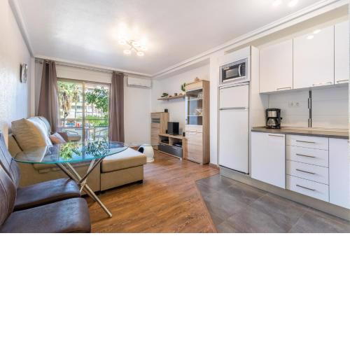 Apartamento moderno en la playa