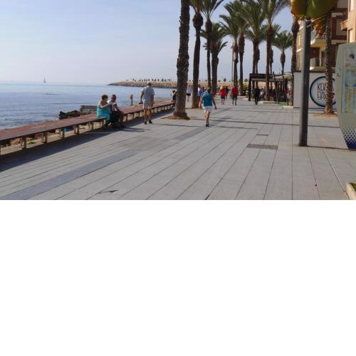 Apartamento Moriones A. A150 m del mar en centro de ciudad