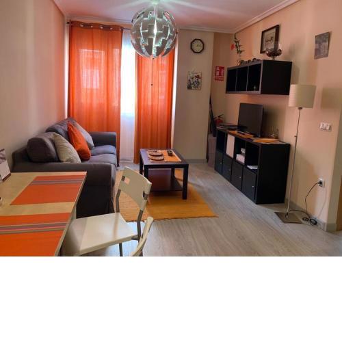 Apartamento Mota Los Prados-PARKING-WIFI GRATIS