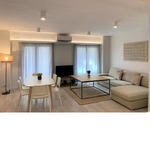 Apartamento nuevo, 3 dormitorios con terraza