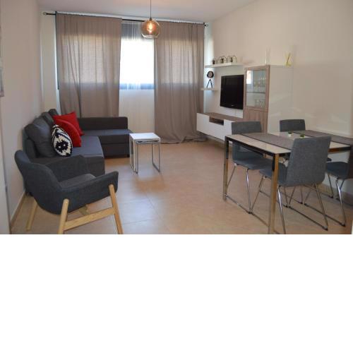 APARTAMENTO PISCINA VIENA